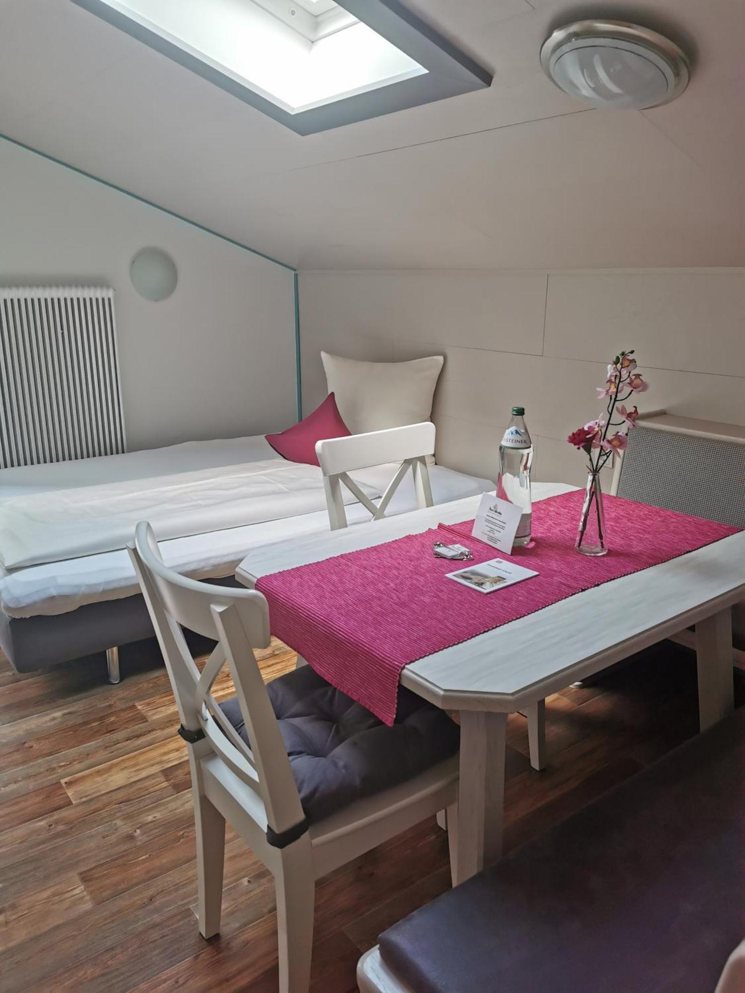 厄茨Haus Monika公寓 外观 照片